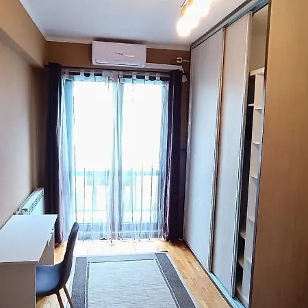 Downtown Apartment *