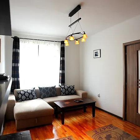 Downtown Apartament *